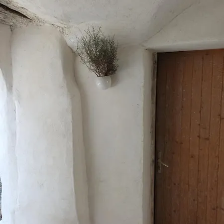 Les Garcons De L' Ete, Entre Uzes Et Cevennes Bouquet