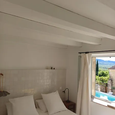 Les Garcons De L' Ete, Entre Uzes Et Cevennes Gæstehus 4*