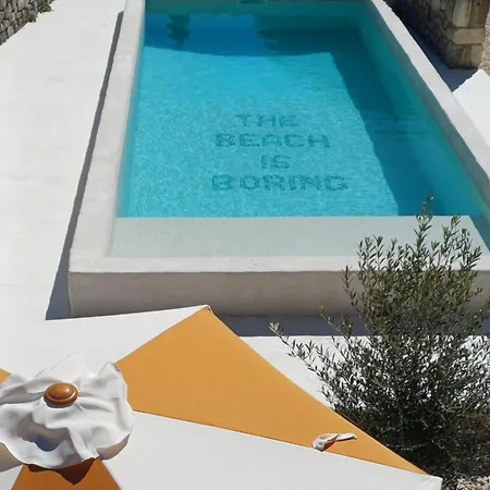 Les Garcons De L' Ete, Entre Uzes Et Cevennes 4* Bouquet