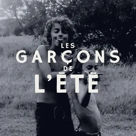 Les Garcons De L' Ete, Entre Uzes Et Cevennes 招待所 4*